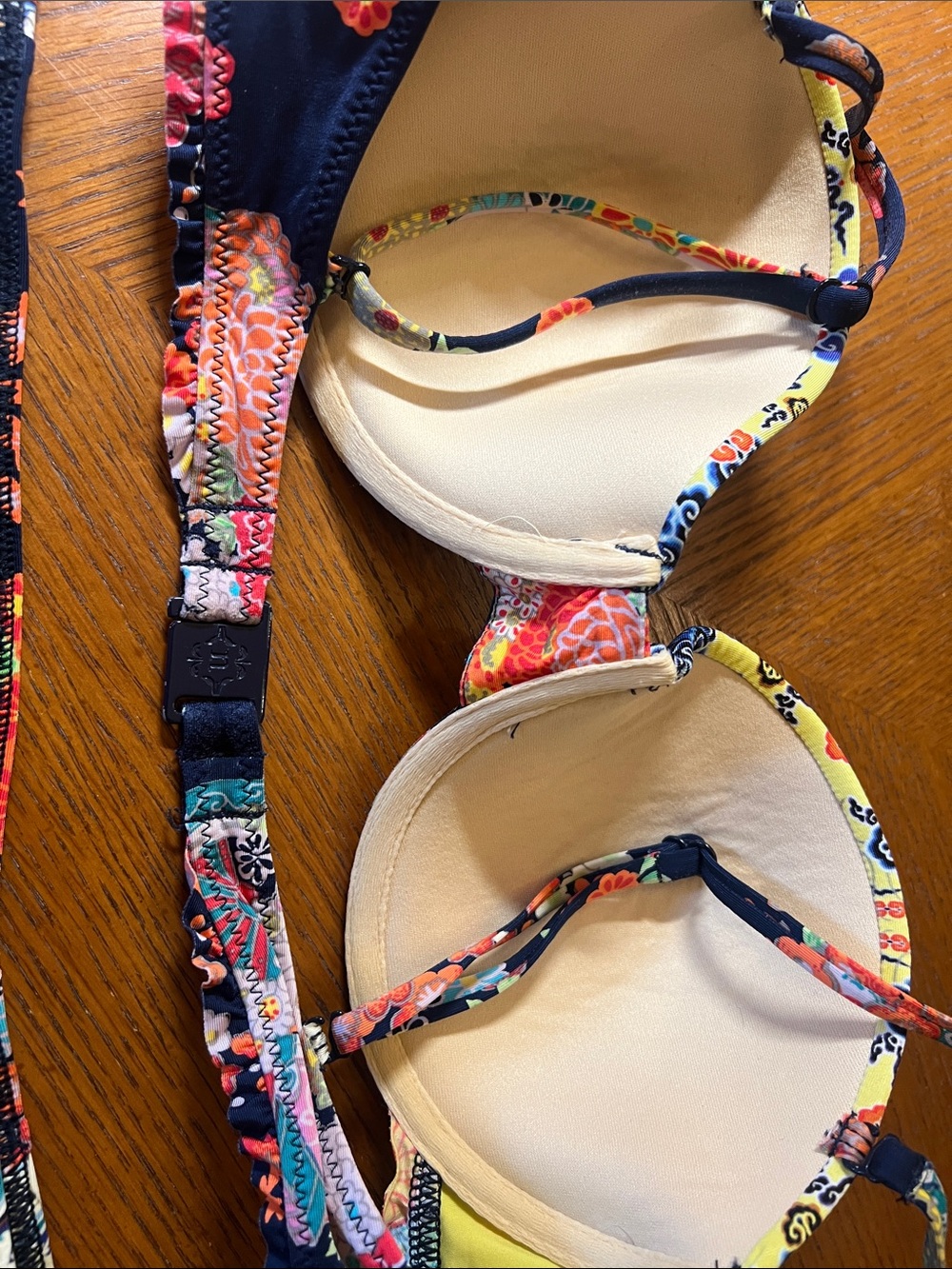 Floral Patterned Bikini Set in Navy and Yellow B21 - Picture 7 of 9